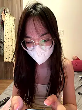 Snapshot of mimichannn99 chatting on January 5, 2026, 8:45 pm mimichannn99 online show from January 5, 2026, 8:45 pm