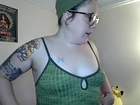 Snapshot of Hamurai420 chatting on January 10, 2026, 2:01 pm Hamurai420 online show from January 10, 2026, 2:01 pm