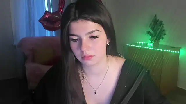 KisaModel online show from March 5, 2026, 1:02 am