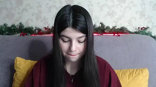 KisaModel online show from February 2, 2026, 9:41 am