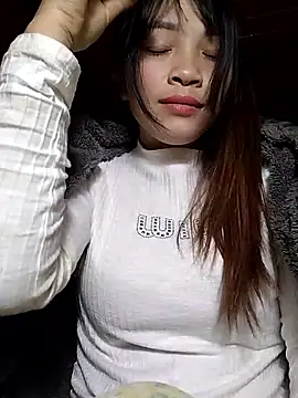 Snapshot of neko-nancy chatting on January 5, 2026, 10:24 pm neko-nancy online show from January 5, 2026, 10:24 pm