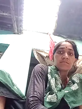 Snapshot of Chayna_singh chatting on June 15, 2026, 1:17 am Chayna singh online show from June 15, 2026, 1:17 am