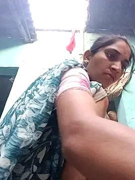 Snapshot of Chayna_singh chatting on June 11, 2026, 12:43 am Chayna singh online show from June 11, 2026, 12:43 am