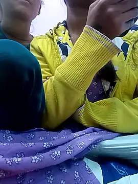 Snapshot of RV_525 chatting on December 20, 2025, 8:39 am RV 525 online show from December 20, 2025, 8:39 am