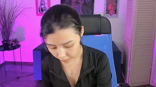 SirenMystiq online show from January 15, 2026, 7:17 pm