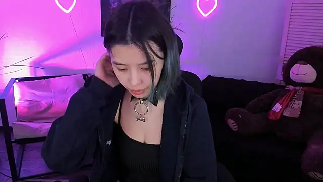 SirenMystiq online show from April 8, 2026, 7:15 pm