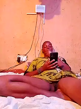 Snapshot of SEXY-NAIMA chatting on December 18, 2025, 11:36 am SEXY-NAIMA online show from December 18, 2025, 11:36 am