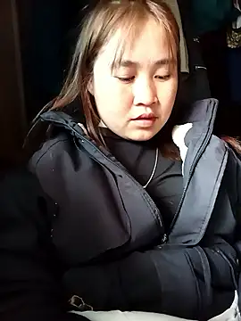 Snapshot of -myaa- chatting on January 8, 2026, 2:17 am -myaa- online show from January 8, 2026, 2:17 am