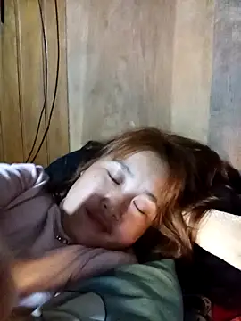 Snapshot of -myaa- chatting on January 5, 2026, 10:24 pm -myaa- online show from January 5, 2026, 10:24 pm