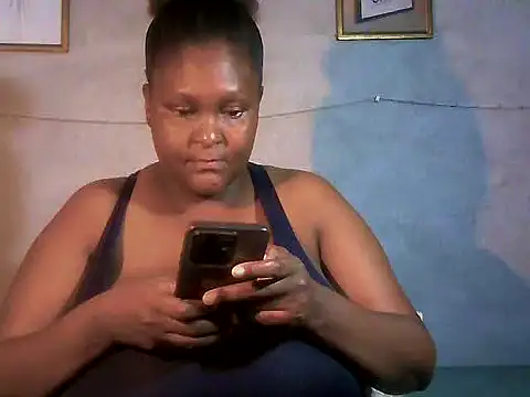 Snapshot of sweetmilkylady chatting on May 1, 2026, 4:23 pm sweetmilkylady online show from May 1, 2026, 4:23 pm