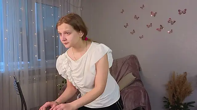 Snapshot of HazeElariel chatting on March 22, 2026, 3:13 pm HazeElariel online show from March 22, 2026, 3:13 pm