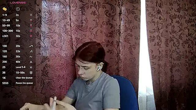 IleanaPishko online show from February 19, 2026, 10:45 am