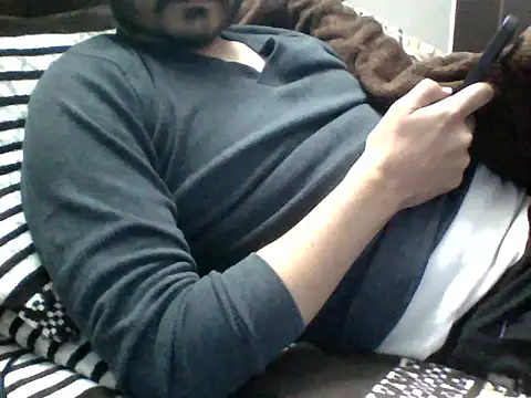 Snapshot of lovelove19861 chatting on February 21, 2026, 1:57 pm lovelove19861 online show from February 21, 2026, 1:57 pm