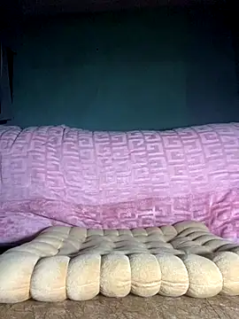 Snapshot of Kaelth3 chatting on January 7, 2026, 4:28 am Kaelth3 online show from January 7, 2026, 4:28 am