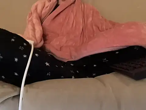 Snapshot of ijustturned18today chatting on February 16, 2026, 6:56 am ijustturned18today online show from February 16, 2026, 6:56 am