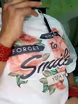 Cuple masti72 online show from April 3, 2026, 2:12 pm