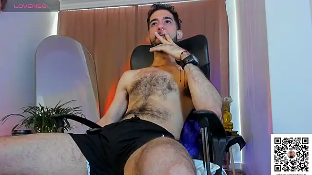  YOURHERO online show from March 31, 2026, 1:46 pm