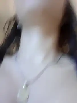 AriadnaLoren online show from April 7, 2026, 3:08 am