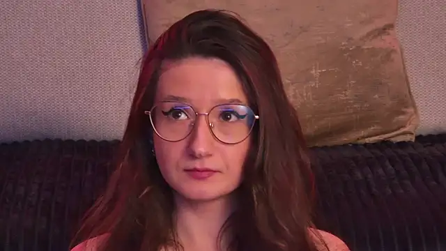 TheaMalekoo online show from December 21, 2025, 7:37 pm