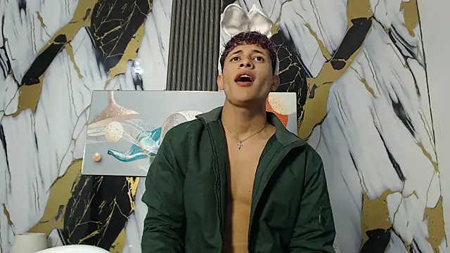 YOUNG GUYS1 online show from February 17, 2026, 1:36 am