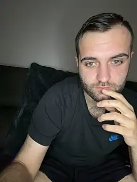 mrandmrsfindom online show from January 7, 2026, 8:14 pm