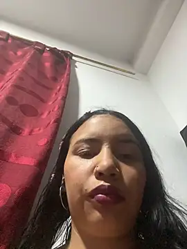 liliymike19 online show from March 5, 2026, 2:41 am