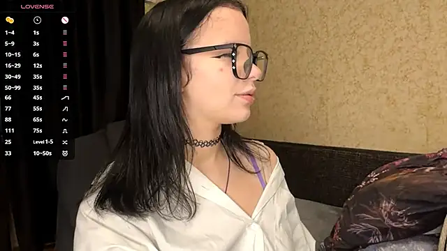 Snapshot of Eva_blo0m chatting on December 19, 2025, 1:02 pm Eva blo0m online show from December 19, 2025, 1:02 pm