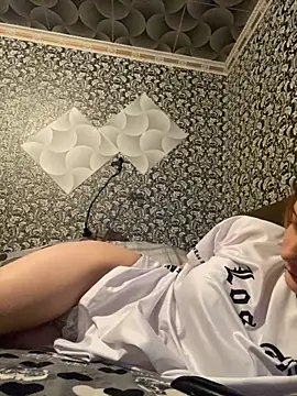 Snapshot of Barbika19 chatting on February 12, 2026, 9:03 pm Barbika19 online show from February 12, 2026, 9:03 pm