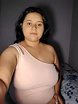 Snapshot of alexacurvy05 chatting on January 9, 2026, 9:33 pm alexacurvy05 online show from January 9, 2026, 9:33 pm