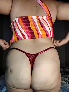 Snapshot of alexacurvy05 chatting on January 6, 2026, 8:13 pm alexacurvy05 online show from January 6, 2026, 8:13 pm