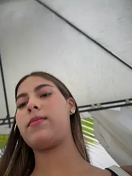 Valeria-escobar online show from May 24, 2026, 12:27 pm