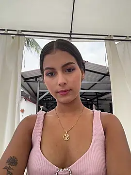 Snapshot of Valeria-escobar chatting on March 15, 2026, 1:51 pm Valeria-escobar online show from March 15, 2026, 1:51 pm