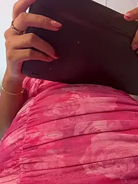 Valeria-escobar online show from May 12, 2026, 12:33 pm