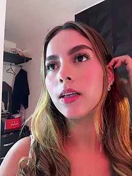 Valeria-escobar online show from May 26, 2026, 12:36 pm