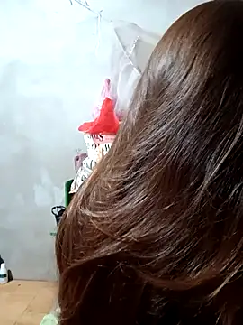 little-effy online show from February 11, 2026, 8:41 pm