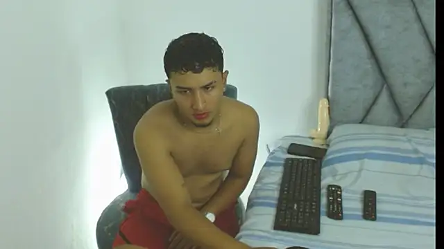 kyro estrada online show from March 1, 2026, 5:40 am