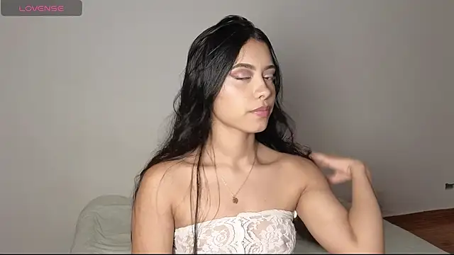 Snapshot of Amy_nova01 chatting on January 13, 2026, 10:35 pm Amy nova01 online show from January 13, 2026, 10:35 pm