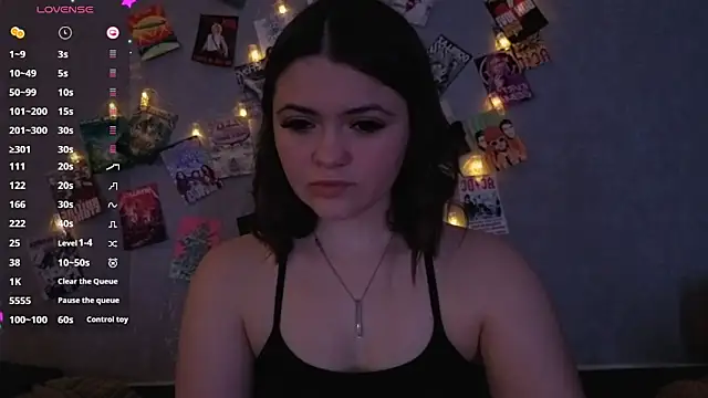 YummyTira online show from February 19, 2026, 1:02 am