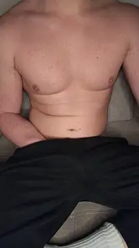 Snapshot of French_69000 chatting on January 11, 2026, 4:58 pm French 69000 online show from January 11, 2026, 4:58 pm