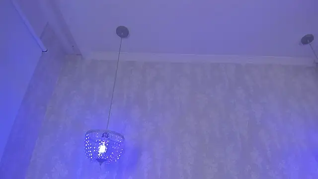 jazlin angels1 online show from February 4, 2026, 7:36 am