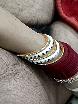 BEST-LOVER-1 online show from April 8, 2026, 7:15 pm