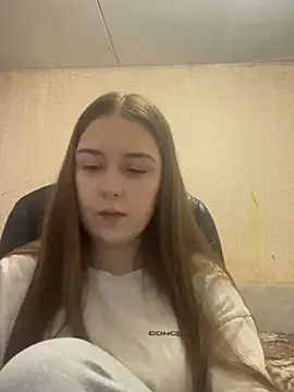 Yaseniya  online show from January 6, 2026, 10:19 am