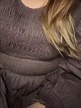 Snapshot of butterflyslay chatting on March 5, 2026, 4:36 pm butterflyslay online show from March 5, 2026, 4:36 pm