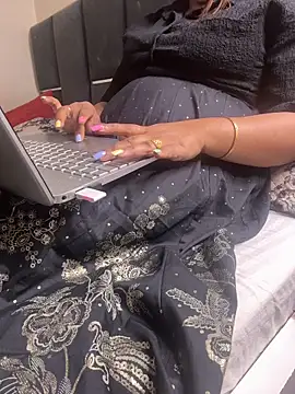 Snapshot of butterflyslay chatting on March 27, 2026, 8:26 am butterflyslay online show from March 27, 2026, 8:26 am