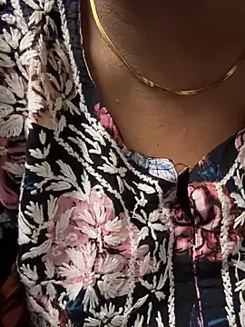 Snapshot of butterflyslay chatting on March 25, 2026, 3:06 am butterflyslay online show from March 25, 2026, 3:06 am