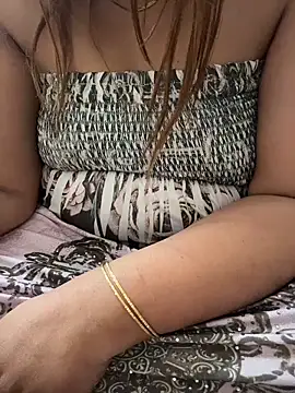 Snapshot of butterflyslay chatting on April 5, 2026, 2:29 am butterflyslay online show from April 5, 2026, 2:29 am