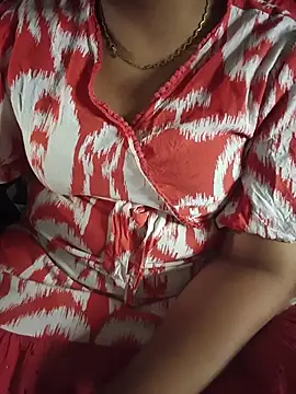 Snapshot of butterflyslay chatting on April 14, 2026, 1:27 pm butterflyslay online show from April 14, 2026, 1:27 pm