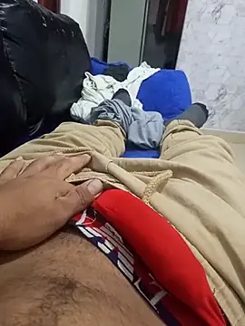 Snapshot of Alexanderreal23 chatting on February 4, 2026, 7:14 am Alexanderreal23 online show from February 4, 2026, 7:14 am