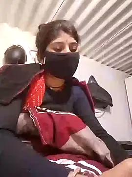 Snapshot of Aaisha_01 chatting on December 22, 2025, 7:58 pm Aaisha 01 online show from December 22, 2025, 7:58 pm