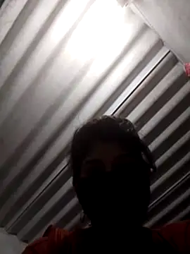 Snapshot of Aaisha_01 chatting on February 5, 2026, 12:45 pm Aaisha 01 online show from February 5, 2026, 12:45 pm